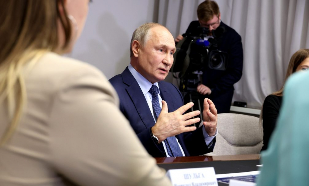 «Не ограничивайтесь стереотипами»: Путин дал совет, как найти идеальную жену, - «Блокнот - Россия»