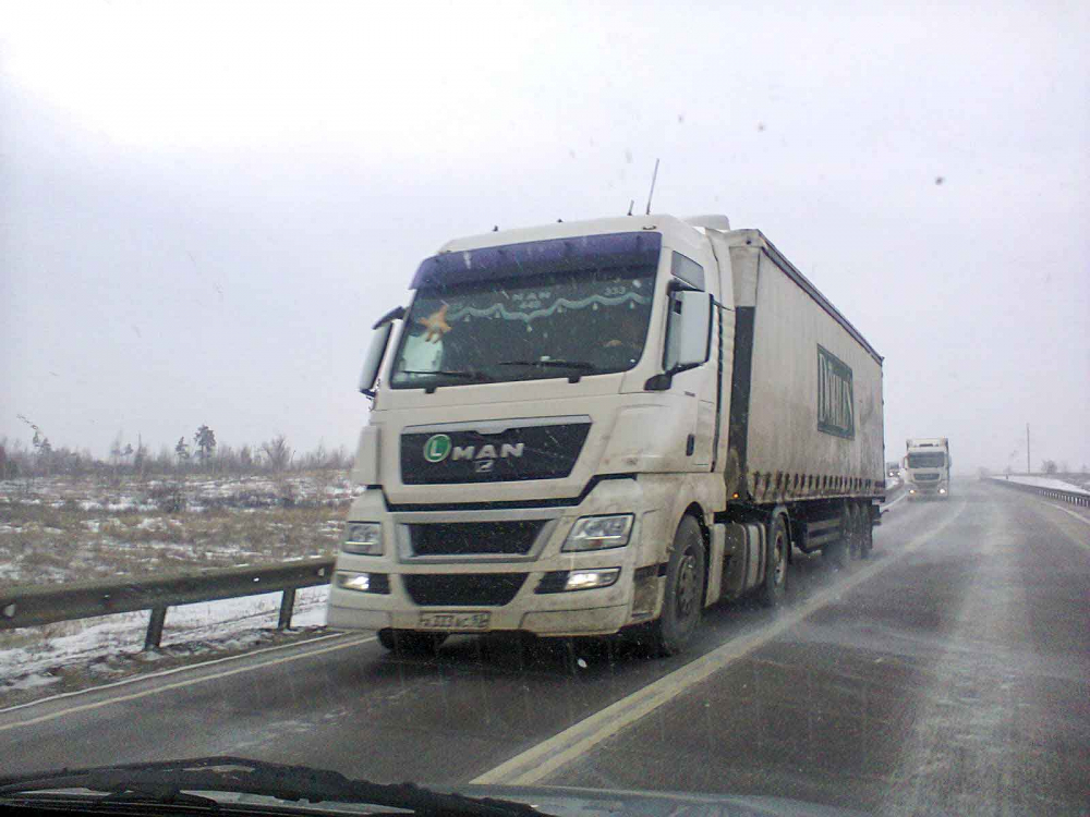Путин ввел досмотр транспорта на оружие и взрывчатку на границах с Волгоградской областью