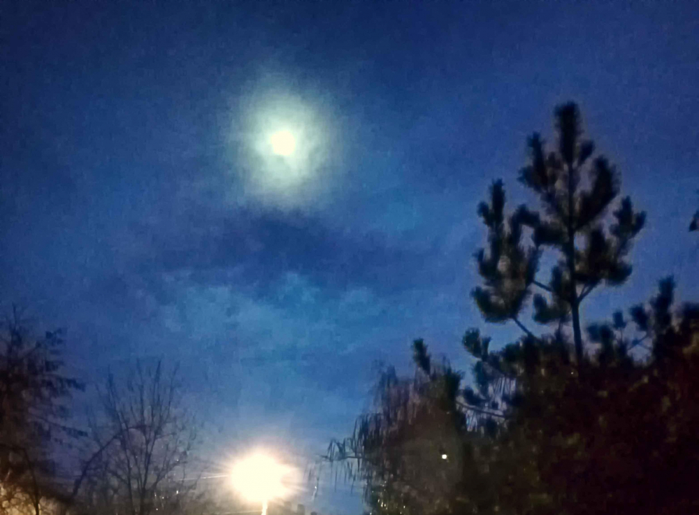 Ночные хлопки в Котово непонятного происхождения обсуждают по всей ...