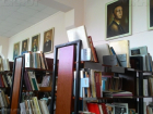 Библиотеки Камышина в этом году не купили ни одной новой книги, но продолжают "гнать" сногсшибательную статистику по читателям