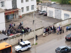 Толпы мобилизованных в Волгограде попали в кадры при погрузке в автобусы 22 сентября, - "Блокнот Волгограда" (ВИДЕО)