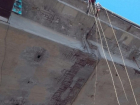 Выяснилось, что делали промышленные альпинисты на Бородинском мосту в Камышине