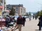 В результате инцидента на стихийном рынке на тротуаре на улице Ленина, о закрытии которого давно говорили камышане, пострадали трое горожан