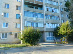 Благодаря «Блокноту Камышин» на улице Базарова отремонтировали аварийный тротуар
