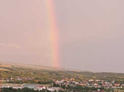 Камышане показали радугу над Камышином после утреннего дождя 21 июня