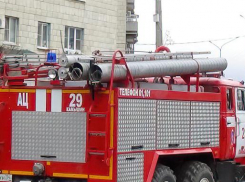Камышан насторожило скопление полиции и пожарных в поселке Нефтебазы в Камышине (ВИДЕО)