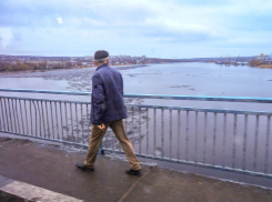 Камышанам рассказали о досрочной выплате апрельских пенсий