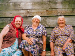 Пенсии с выдачей в первые дни января 2020 года камышанам выплатят в конце декабря,  но только получающим через банки