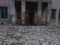 Камышанам пришлось 10 лет жить в аварийных трущобах, пока их расселили