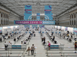 Первые 500 победителей лотереи среди вакцинированных от COVID получат по 100 тысяч рублей