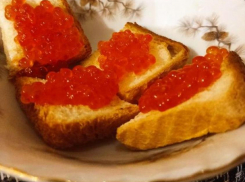 Опасную «подпольную» икру просят не покупать жителей Волгоградской области