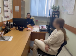 Следователи занялись потерявшей зрение волжанкой: на небезопасные «уколы красоты» камышанок активно зазывают тоже