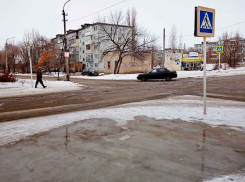 Власти и коммунальщики Камышина предлагают в сегодняшнюю пятницу посидеть без горячей воды десятку многоэтажек