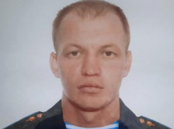 Родным десантника Андрея Чашкина, похороненного в Камышинском районе и служившего в камышинской 56-й ДШБР, передали орден Мужества за СВО