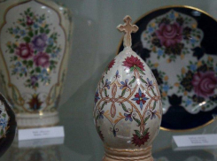 На фарфоровую выставку необыкновенной красоты приглашают камышан