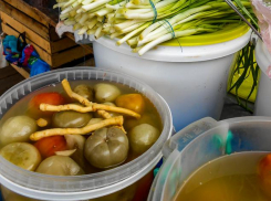 Домашние соленья перед Новым годом бьют рекорды дороговизны на камышинских рынках