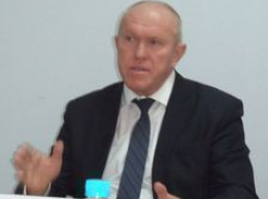 Глава Камышина Владимир Пономарев дал понять, что в 2017 году денежной поддержки из области ждать почти не приходится
