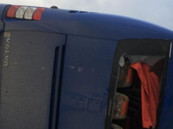 В перевернувшемся под Красноармейском автобусе, выполнявшем рейс из ФРГ в Камышин, пострадали дети