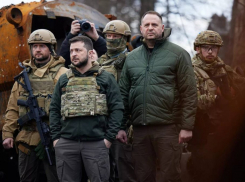 Новости СВО на утро 25 июля: Ермак спит с Зеленским в бункере, британцы за отставку президента Украины, отключение Starlink у ВСУ