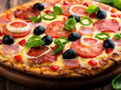 В Камышине ограбили 20-летнего курьера с пиццей