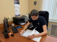 В Волгоградской области следователи разбираются со студенткой, намеревавшейся купить экзамены за взятку