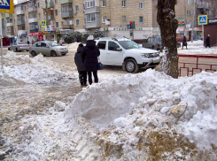В Камышине после снегопада погода берет курс на потепление