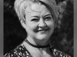 Экс-чиновница найдена мертвой в туалете ресторана в центре Волгограда 