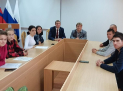 В Камышине «молодежный парламент», в отличие от «немолодежного», понимает важность свободной информплощадки