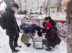 «В Камышине ради этого, как его, хайпа подростки  съели наперегонки снеговика», - камышанка