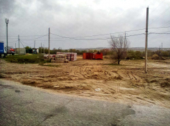 В Камышине предприниматели активно «разбирают» землю на выезде на саратовскую трассу с 3-го городка