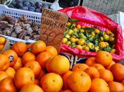 «Вы откуда мандарины, из Африки привезли по такой цене?» - камышанка