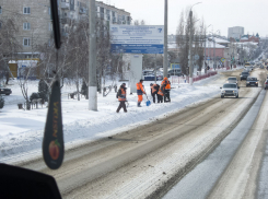 В Камышине 19 февраля за день службы благоустройства и дворники расчистили город после снегопада