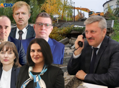 Две хорошо известные камышанам дамы попали под «пасьянс» грядущего сокращения в «компании» замов главы Волгограда