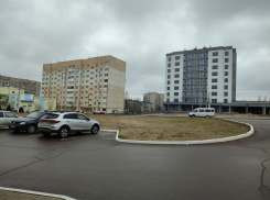 Администрация Камышина хочет слегка «реабилитироваться» в плане сдачи нового жилья завершением наполовину дома в 5-м микрорайоне к концу года