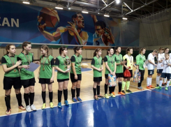 Футболистки из Камышина стали победителями Новогоднего турнира в Казани