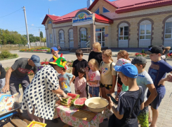 В глубинке Камышинского района устроили свою «Арбузную обжорку»