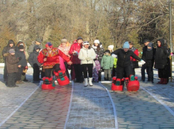 В Камышине прошел городской семейный конкурс «Парад снеговиков»: участие приняли 38 семей