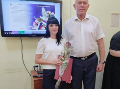 С кем запечатлелся в кадре спикер Камышинской городской думы Владимир Пономарев сегодня, 6 июня