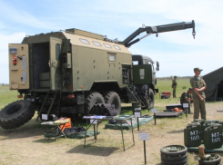 «Броня крепка, и танки наши быстры!» - в 56-й ОДШБР в Камышине готовят технику к лету