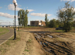 На обновленной набережной Волгограда решили открыть автокинотеатр - можно перенимать идею и Камышину?