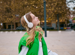  Мода на ретро: жители Волгоградской области переходят на полноразмерные наушники 