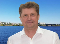 Камышане требуют от главы Станислава Зинченко взять пример с губернатора и оперативно встретиться с общественностью