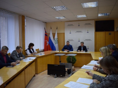 В Камышине чиновники и силовики собрались поговорить о коррупции и пришли к выводу, что она сократилась на 3 процента