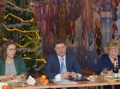 Контрольно-счетная палата Камышина рассекретила, сколько стоит любовь муниципальных журналистов к чиновникам