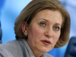 Роспотребнадзор осторожно обозначил дату, когда школьники вернутся в классы