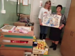 Раненым бойцам в Камышинский военный госпиталь селяне привезли витаминную «посылку»
