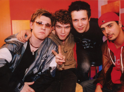 Камышане при желании могут поехать в Волгоград и бесплатно послушать концерт группы «Корни»