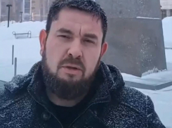 Извинения записал активист за призыв прикрыть «срамную» грудь Родины-матери в Волгограде 