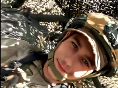 В Камышинском районе проводят в последний путь героя СВО Виктора Сиберта из села Семеновка, погибшего в свой день рождения