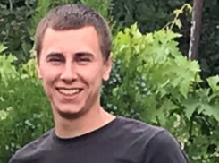 Молодого таксиста избили до удаления селезенки из-за испорченных туфель пассажирки